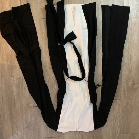 CAPE-DETAIL SHEATH DRESS - Picture 2 of 3